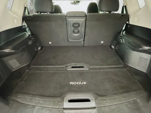 Used 2019 Nissan Rogue SV AWD/4WD image 25