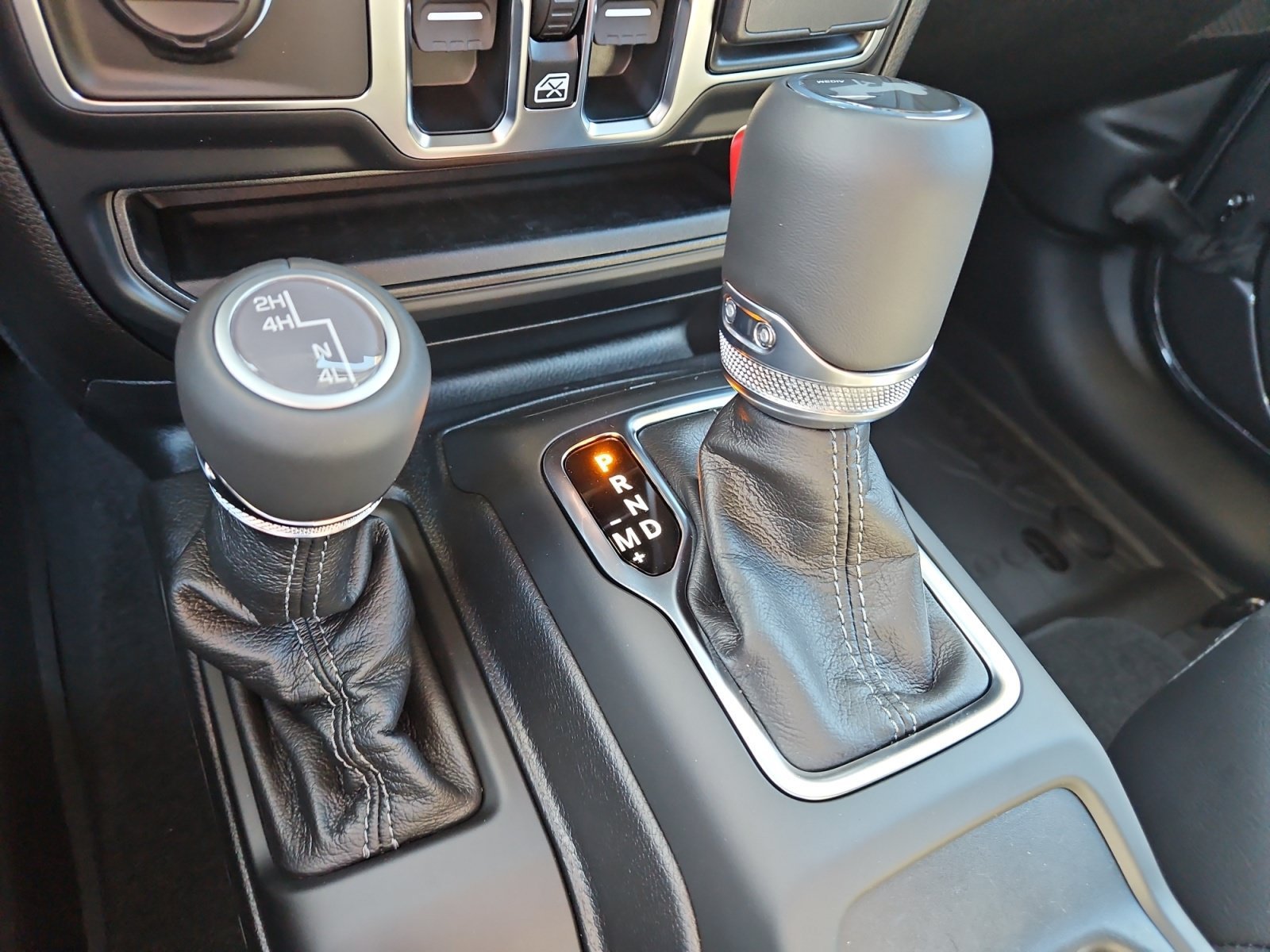 New 2027 Jeep Wrangler Unlimited Sahara AWD/4WD image 26