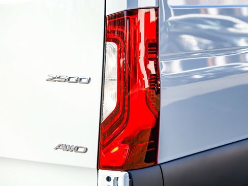 New 2026 Mercedes-Benz Sprinter 2500 image 7