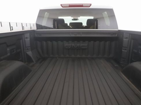 Used 2025 GMC Sierra 1500 Elevation image 28