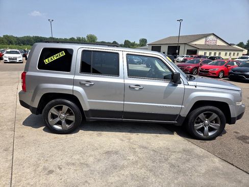 Used 2015 Jeep Patriot High Altitude image 4
