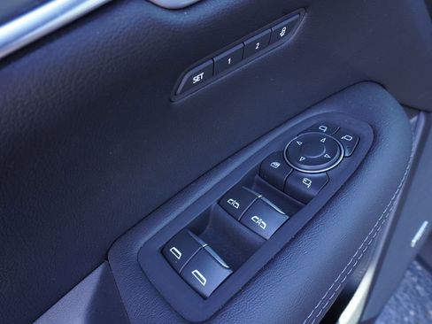 New 2025 Cadillac XT5 Premium Luxury image 16