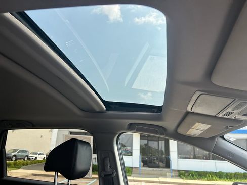 Certified 2021 Honda CR-V Touring image 11