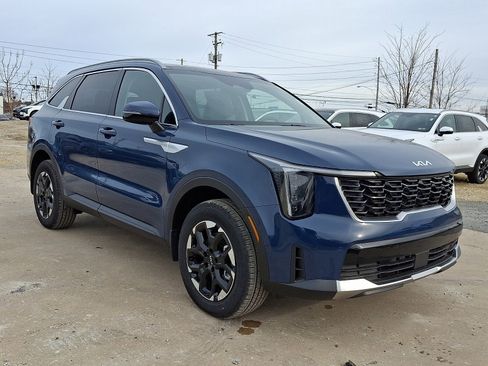 New 2026 Kia Sorento S w/ S Panoramic Sunroof Package image 2