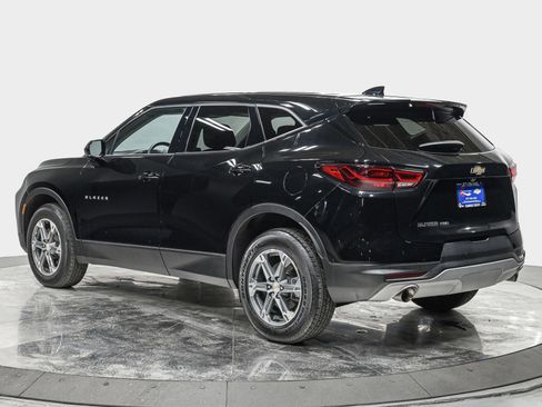 Used 2023 Chevrolet Blazer LT AWD/4WD image 4