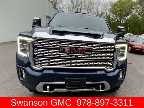 Certified 2021 GMC Sierra 2500 Denali w/ Denali Ultimate Package AWD/4WD image 3