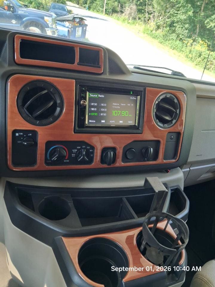 Used 2018 Ford E-450 and Econoline 450 Super Duty w/ Motorhome Prep Package RWD image 7