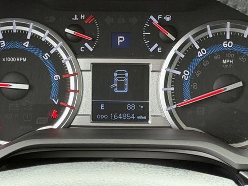 Used 2016 Toyota 4Runner Limited image 17