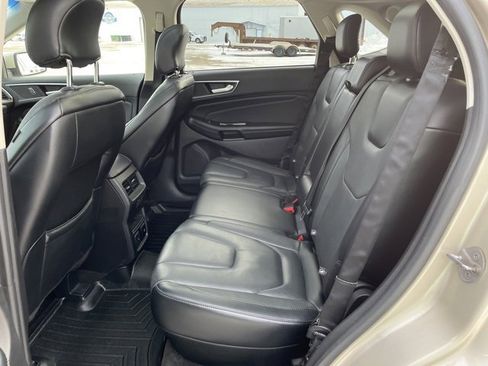 Used 2017 Ford Edge Titanium w/ Equipment Group 302A image 8
