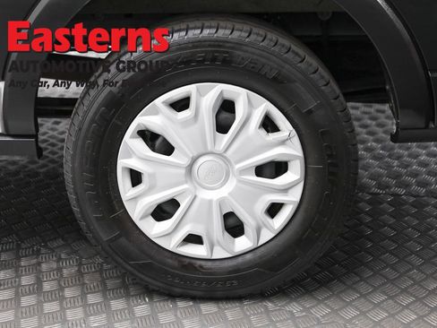 Used 2023 Ford Transit 350 XLT image 8