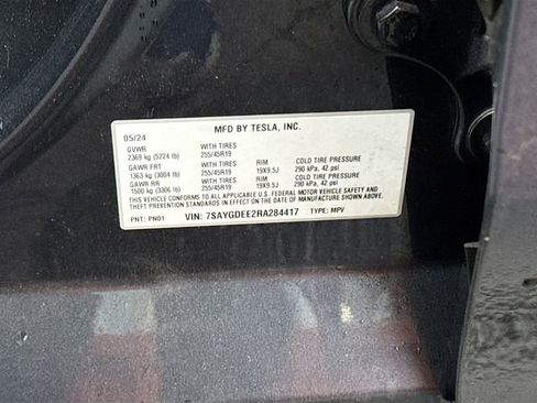 Used 2024 Tesla Model Y Long Range image 26