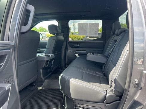 Used 2024 Toyota Tundra Platinum AWD/4WD image 17