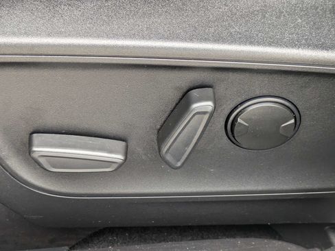 Used 2023 Ford Escape Platinum FWD image 23