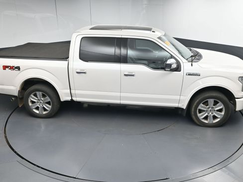 Used 2015 Ford F150 Platinum w/ Equipment Group 701A Luxury image 44