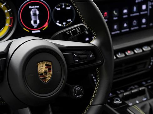 Used 2023 Porsche 911 GT3 RWD image 22