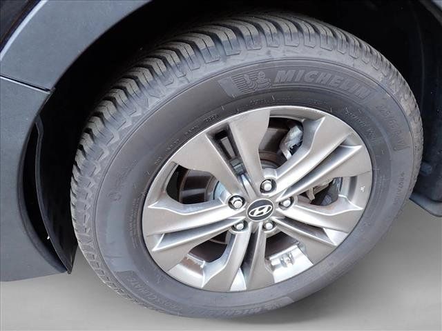 Used 2013 Hyundai Santa Fe Sport w/ Popular Equipment Pkg AWD/4WD image 7