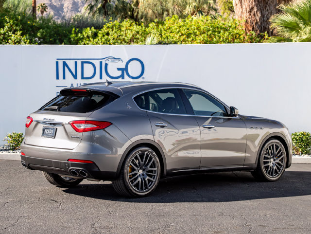 Used 2017 Maserati Levante AWD/4WD image 6