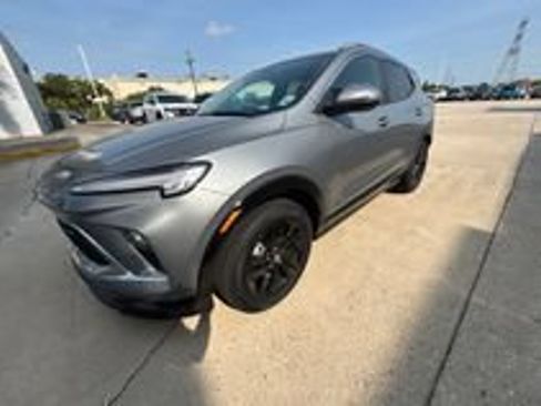 Used 2025 Buick Encore GX Sport Touring w/ Comfort Package FWD image 1