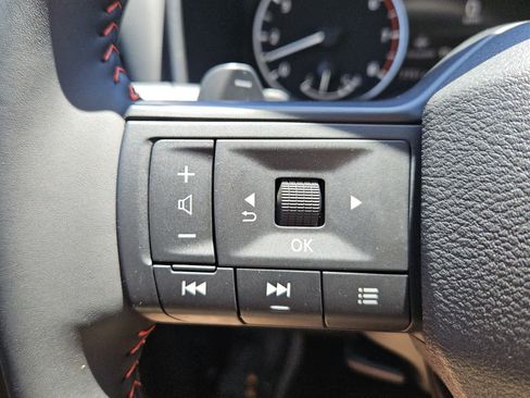 Used 2026 Nissan Rogue SV AWD/4WD image 12