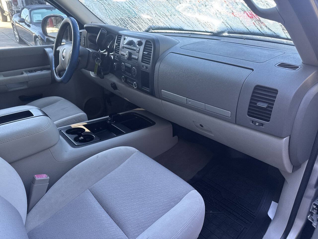Used 2007 GMC Sierra 1500 SLE w/ SLE2 Preferred Package AWD/4WD image 16