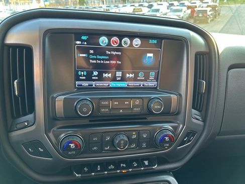 Used 2018 GMC Sierra 2500 SLT w/ Duramax Plus Package image 27
