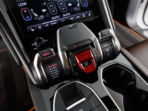 Used 2024 Lamborghini Urus S image 26