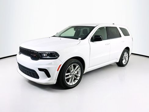 Used 2023 Dodge Durango GT image 3