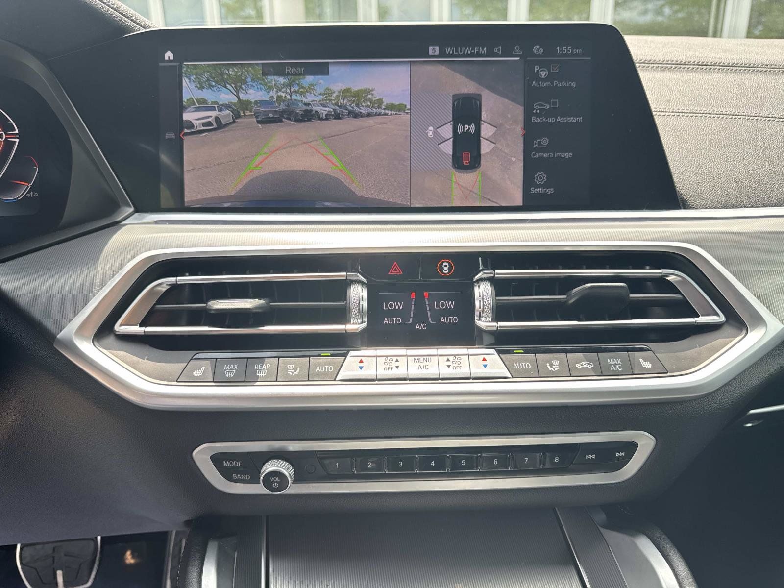 Used 2023 BMW X6 xDrive40i w/ M Sport Package AWD/4WD image 26