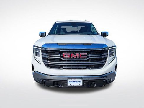 Used 2025 GMC Sierra 1500 SLT AWD/4WD image 8