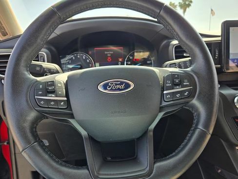 Used 2020 Ford Explorer XLT w/ Equipment Group 202A RWD image 22