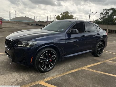 Used 2025 BMW X4 M40i AWD/4WD image 4