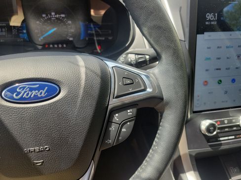 Used 2022 Ford Edge SEL w/ Convenience Package AWD/4WD image 19