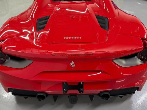 Used 2019 Ferrari 488 Spider RWD image 23