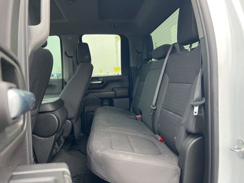 Used 2022 Chevrolet Silverado 2500 Custom w/ Custom Value Package image 25