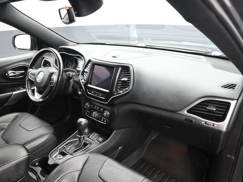 Used 2021 Jeep Cherokee Latitude Lux 80th Anniv w/ Quick Order Package 26U 80TH AWD/4WD image 45