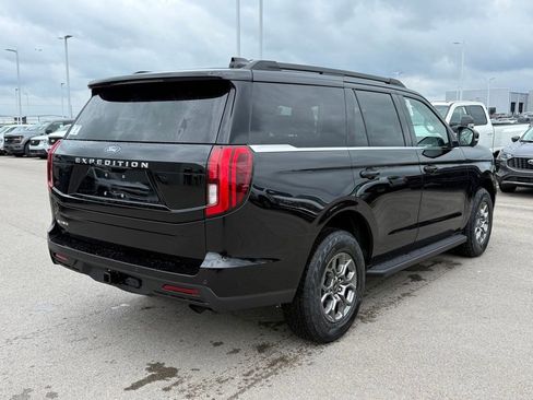 New 2026 Ford Expedition Active RWD image 24