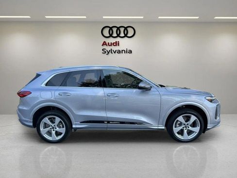 Certified 2025 Audi Q5 Premium Plus w/ Premium Plus image 8