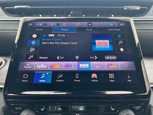 New 2025 Jeep Grand Cherokee Limited w/ Black Appearance Package AWD/4WD image 12
