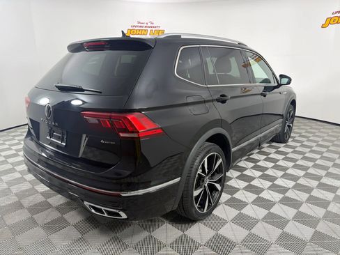 Used 2024 Volkswagen Tiguan SEL R-Line image 6