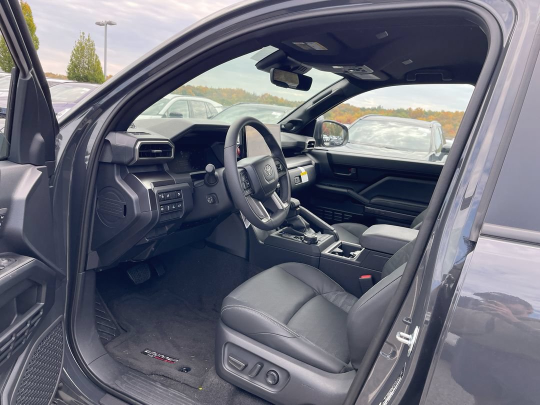 Used 2026 Toyota 4Runner TRD Off-Road Premium AWD/4WD image 11