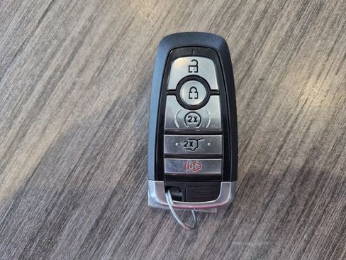 Used 2025 Ford Expedition Max Platinum AWD/4WD image 55