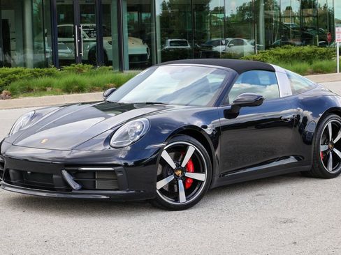 Used 2021 Porsche 911 Targa 4S AWD/4WD image 28