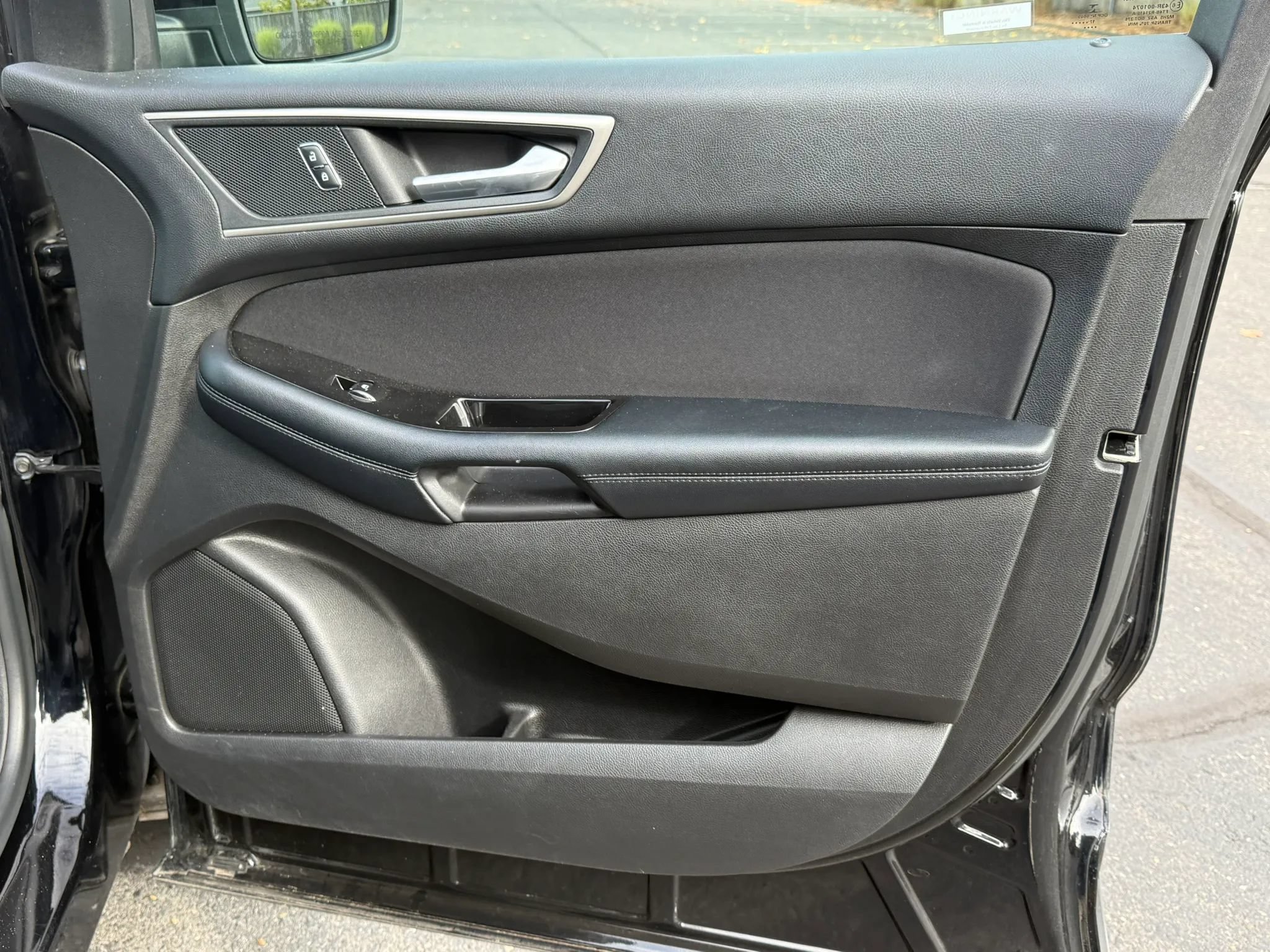 Used 2017 Ford Edge SEL w/ Cargo Accessory Package AWD/4WD image 21