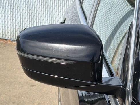 Used 2021 BMW 530i w/ Convenience Package RWD image 19
