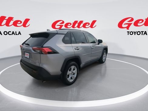 Used 2021 Toyota RAV4 LE image 8