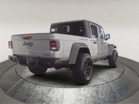 Used 2020 Jeep Gladiator Sport w/ Quick Order Package 24S AWD/4WD image 2