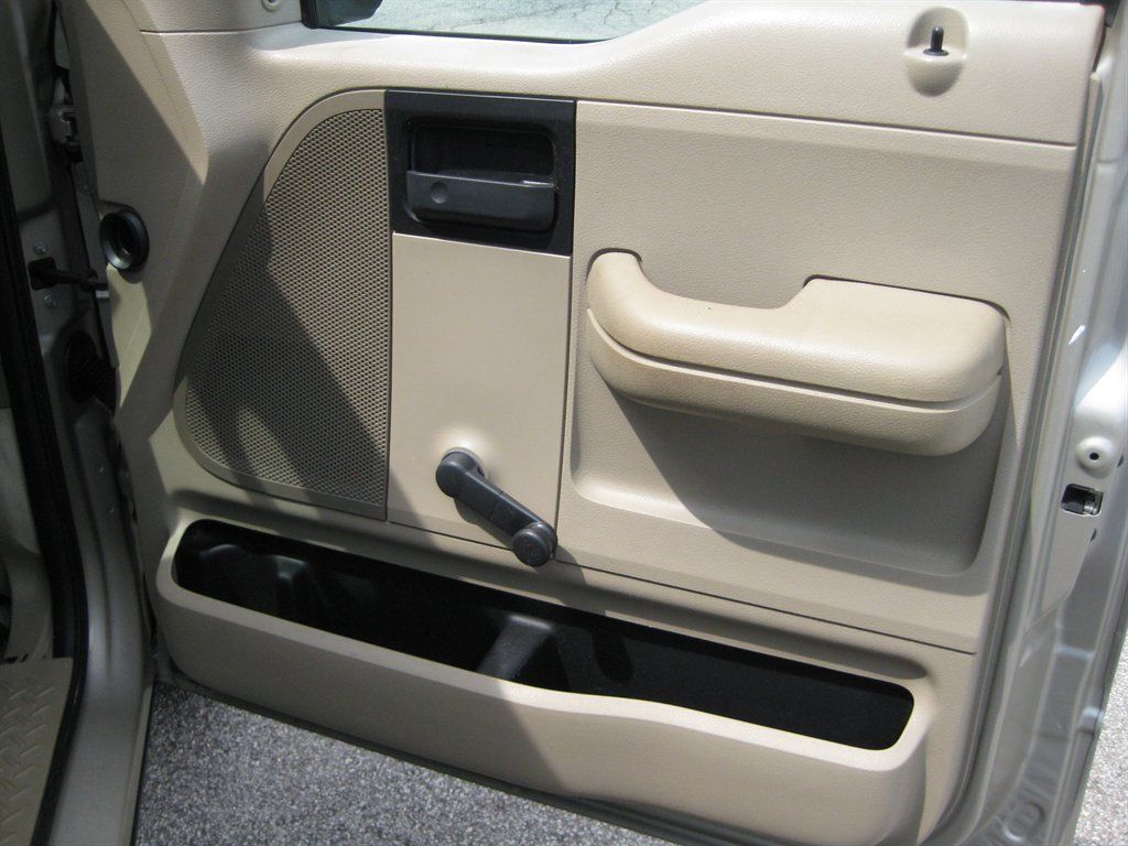 Used 2007 Ford F150 XL RWD image 24