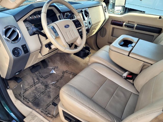 Used 2010 Ford F250 4x4 Crew Cab Super Duty image 10