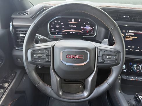 Used 2025 GMC Sierra 1500 AT4 w/ AT4 Premium Package AWD/4WD image 13