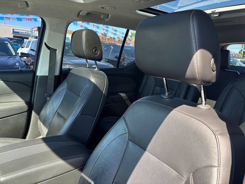 Used 2020 Chevrolet Traverse Premier w/ Redline Edition AWD/4WD image 9